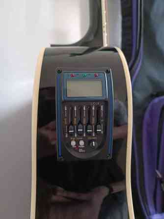 Electro-acoustic kitara Helsinki