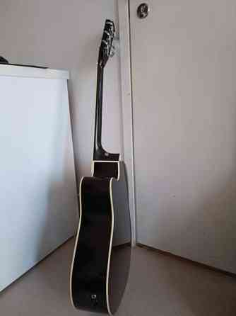 Electro-acoustic kitara Helsinki