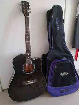 Electro-acoustic kitara Helsinki