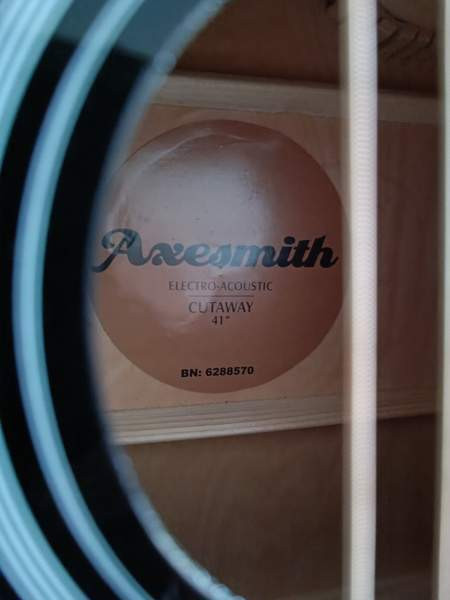 Electro-acoustic kitara Helsinki – foto 2