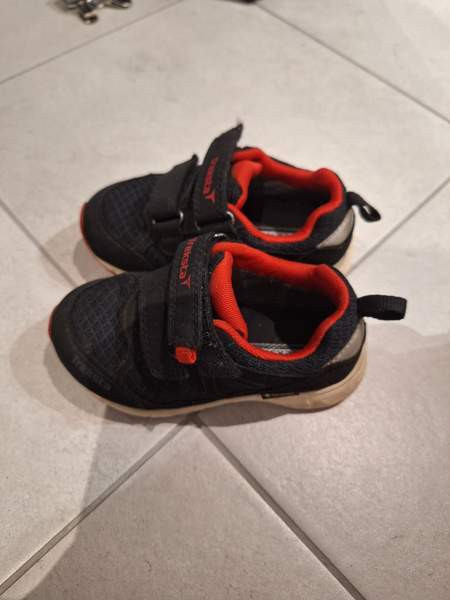 Treksta lenkkarit goretex Valkeakoski - valokuva 1