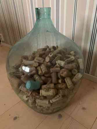 Iso avi-pullo korkeilla Оулу