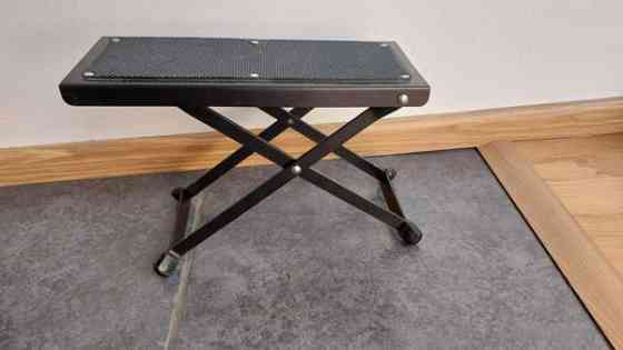 Kitaristin jalkatuki Espoo