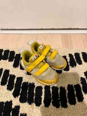 Adidas Lego lenkkarit (26,5) Helsinki