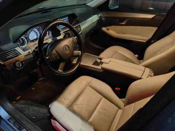 Mercedes-Benz E Туусула