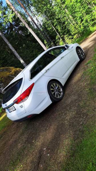 Hyundai i40 Hämeenlinna - valokuva 5