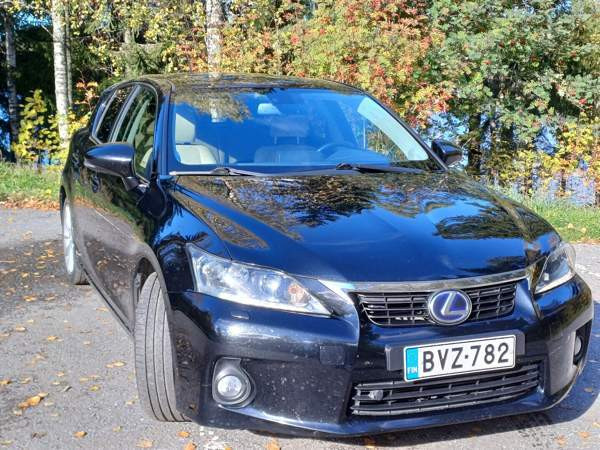 Lexus CT Ruovesi - valokuva 5