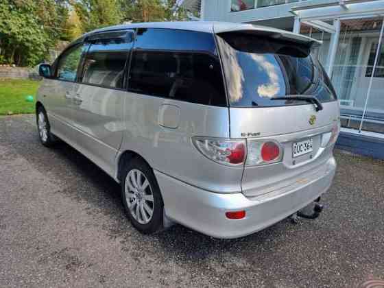 Toyota Estima Райсио