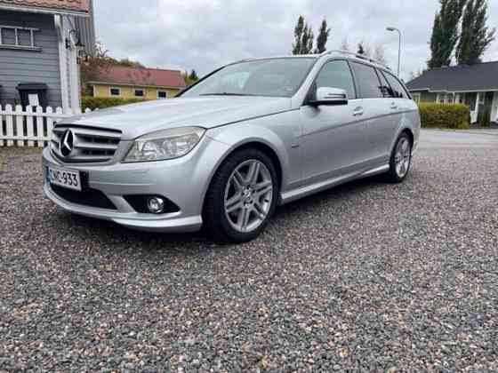 Mercedes-Benz C Коккола