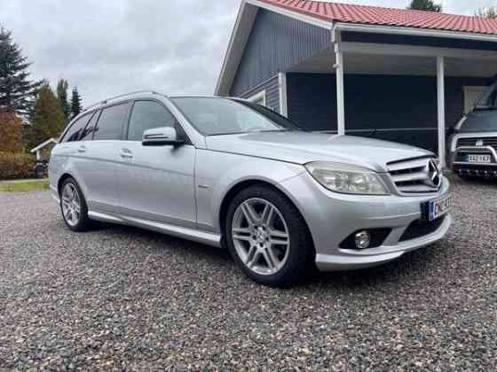 Mercedes-Benz C Коккола