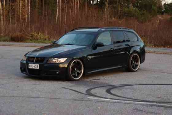 BMW 330 Каарина