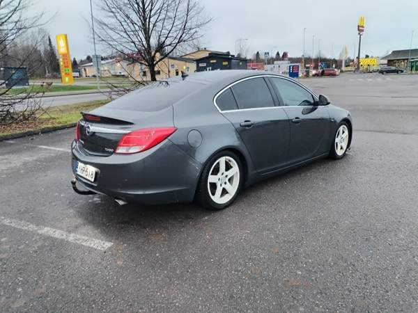 Opel Insignia Joroinen - valokuva 2