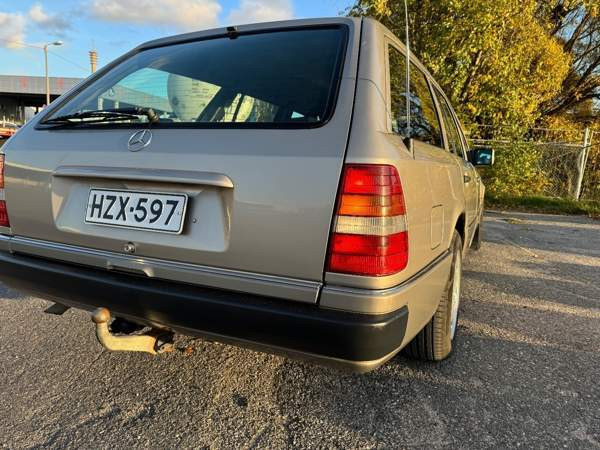 Mercedes-Benz E Turtkul - photo 5