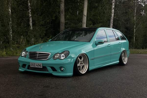 Mercedes-Benz C Paimio - valokuva 1