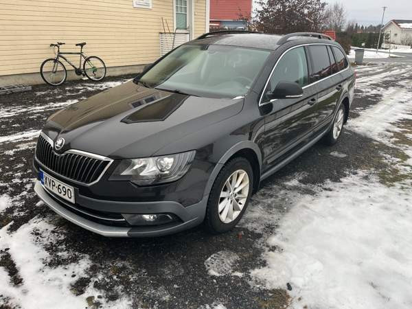 Skoda Superb Liminka - valokuva 2
