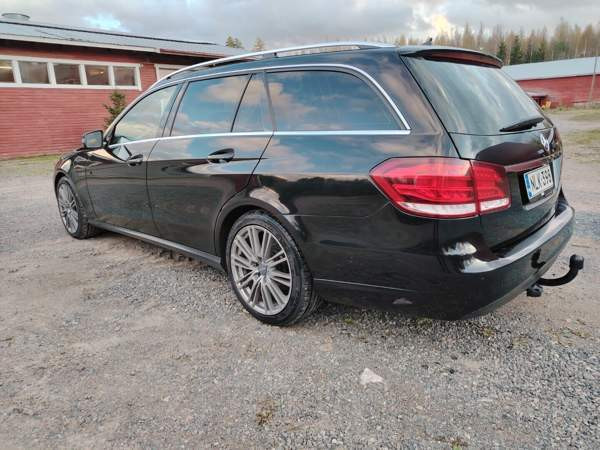 Mercedes-Benz E Vantaa - valokuva 4