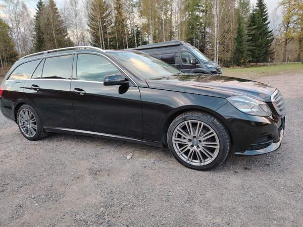 Mercedes-Benz E Vantaa - valokuva 2