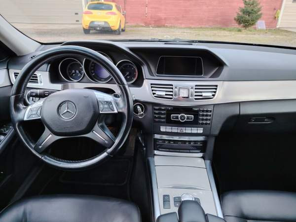 Mercedes-Benz E Vantaa - valokuva 8