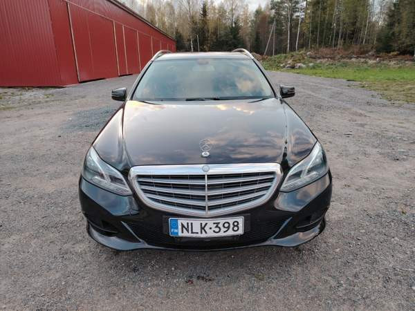 Mercedes-Benz E Vantaa - valokuva 5
