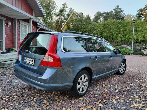 Volvo V70 Эспоо - изображение 3