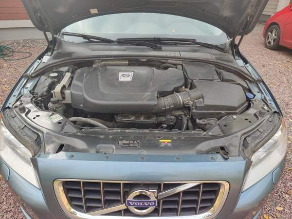 Volvo V70 Эспоо - изображение 7