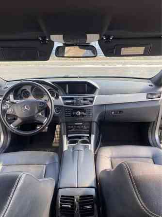 Mercedes-Benz E Hollola