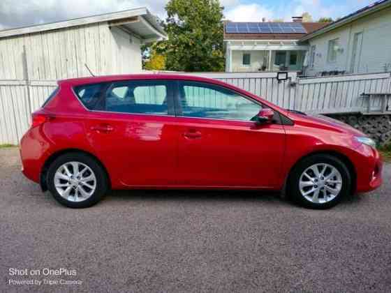 Toyota Auris Вантаа