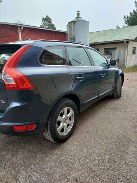 Volvo XC60 Коувола - изображение 6