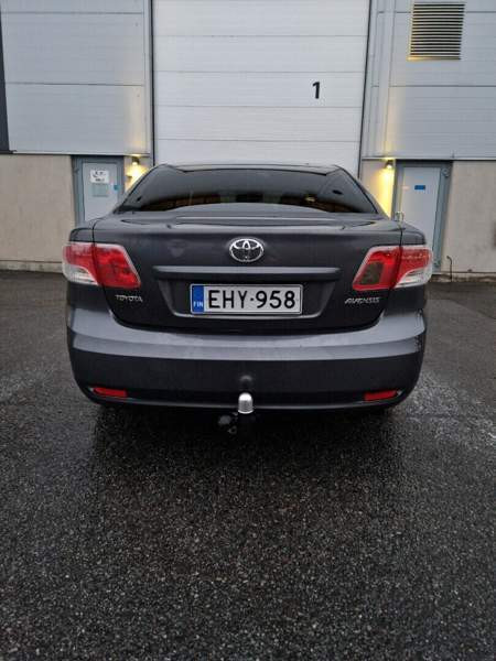 Toyota Avensis Turtkul - photo 3