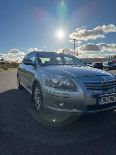 Toyota Avensis Турткуль - изображение 3