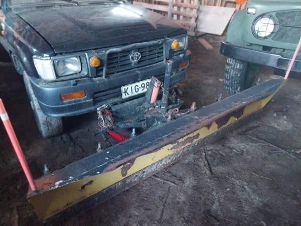 Toyota Hilux Laihia - изображение 7