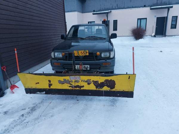 Toyota Hilux Laihia - изображение 2