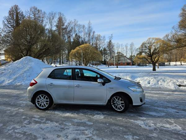 Toyota Auris Sibbo - изображение 2