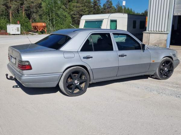 Mercedes-Benz 300 Kerimäki - valokuva 4