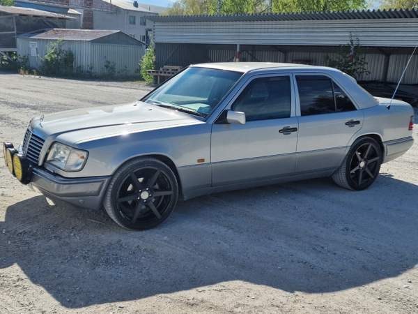 Mercedes-Benz 300 Kerimäki - valokuva 1