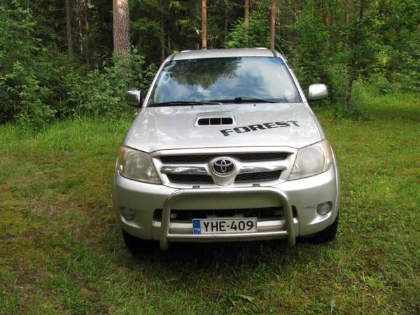 Toyota Hilux Äänekoski - изображение 2