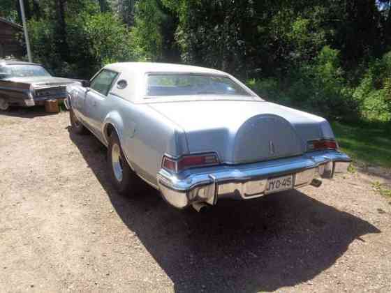 Lincoln Continental Ruovesi