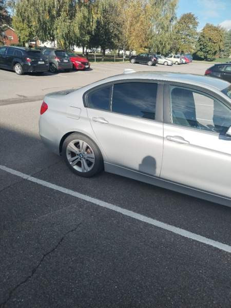 BMW 318 Kaarina - valokuva 3