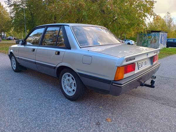 Peugeot 505 Эспоо - изображение 6