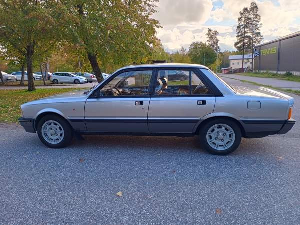 Peugeot 505 Эспоо - изображение 7