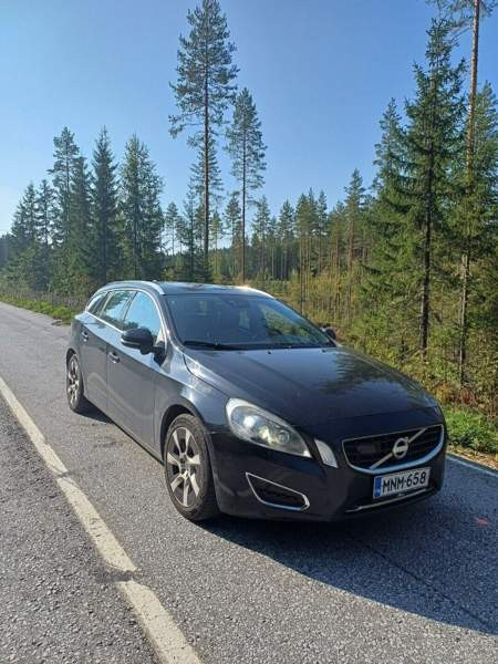 Volvo V60 Jyväskylä - valokuva 3