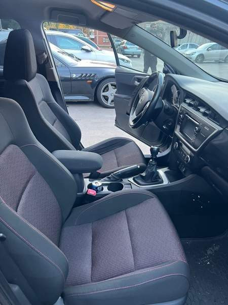 Toyota Auris Helsinki - изображение 7