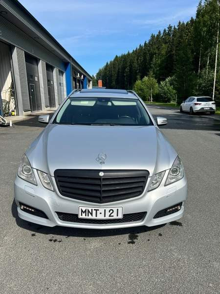 Mercedes-Benz 350 Kuopio - valokuva 2