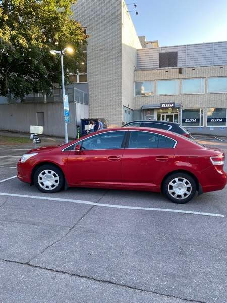 Toyota Avensis Turtkul – foto 2