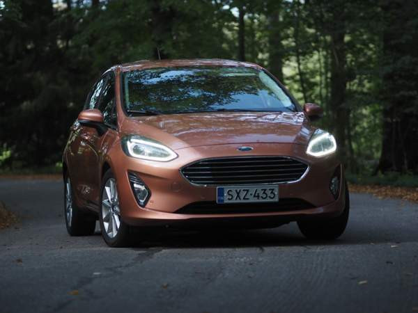 Ford Fiesta Russia - valokuva 3