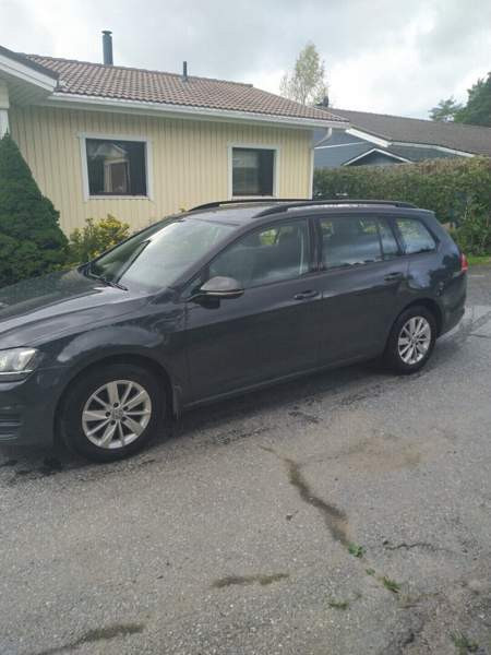Volkswagen Golf Raisio - valokuva 4