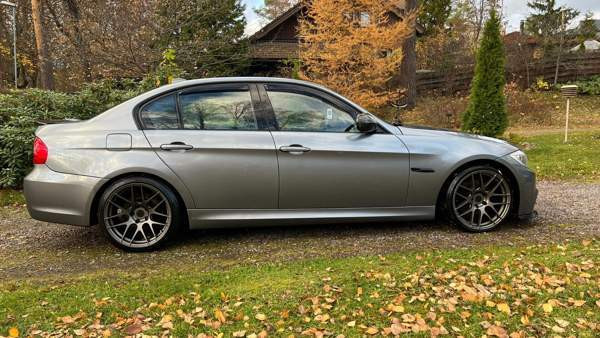 BMW 325 Хювинкяя - изображение 4