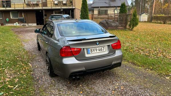 BMW 325 Хювинкяя - изображение 6