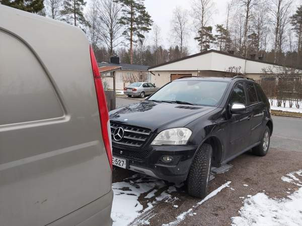 Mercedes-Benz ML Hyvinge - photo 1