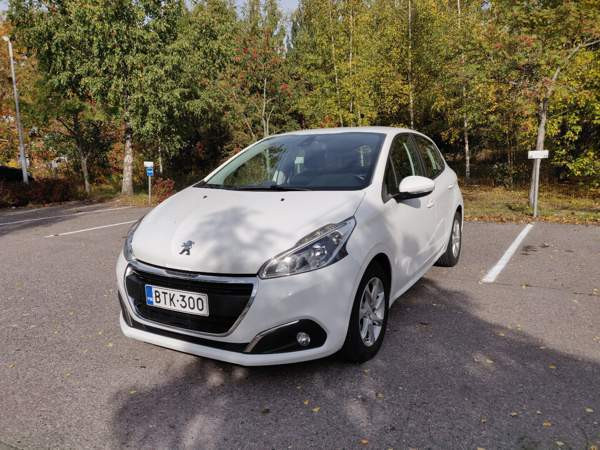 Peugeot 208 Helsinki - valokuva 5